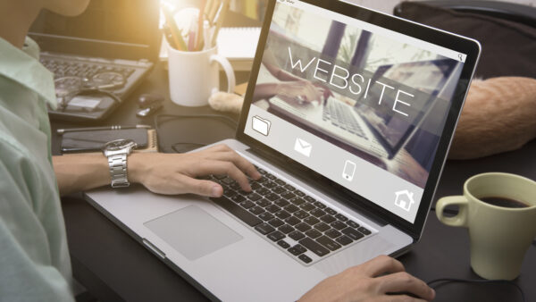 WEBサイト制作します